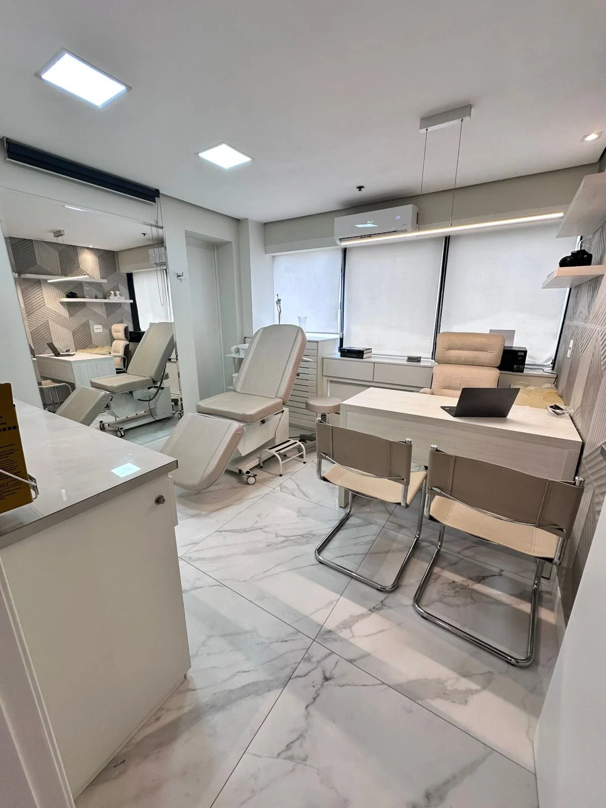 Area de circulacao da clinica